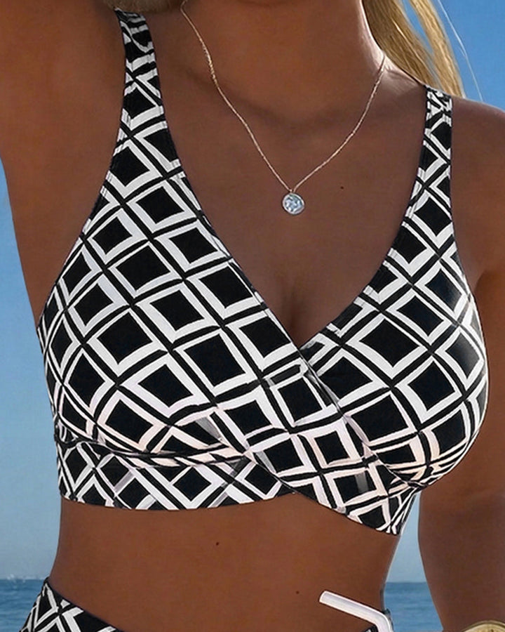 Bikini a Due Pezzi Con Taglio Bh E Motivo A Diamante