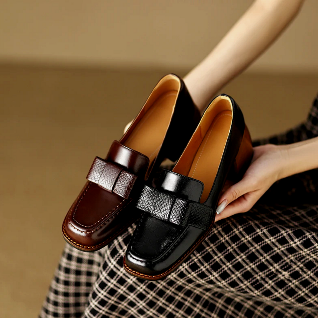Contessa Nodo Loafers