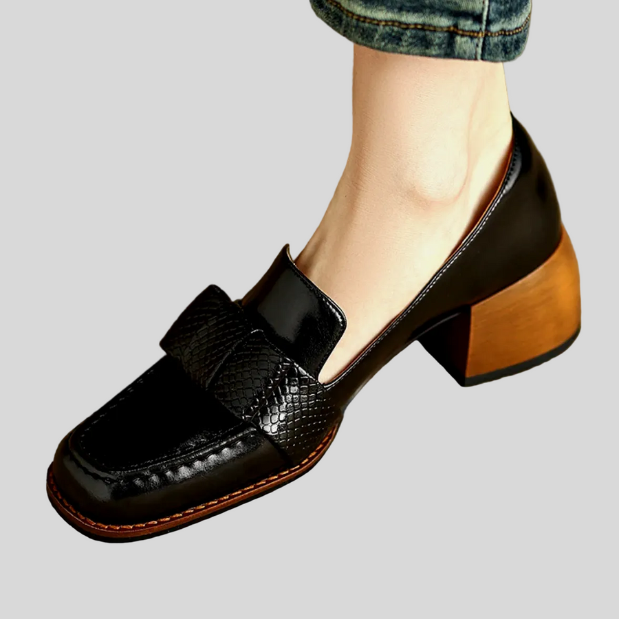 Contessa Nodo Loafers