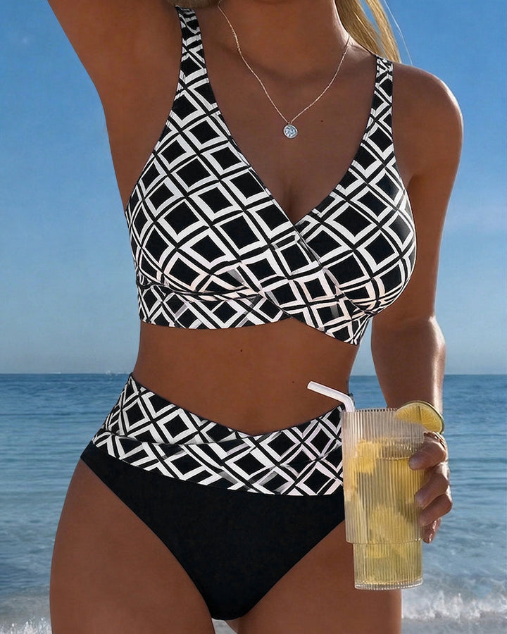 Bikini a Due Pezzi Con Taglio Bh E Motivo A Diamante